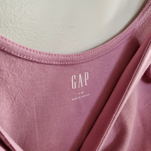 GAP one-piece bodysuit - Picture 2 of 5